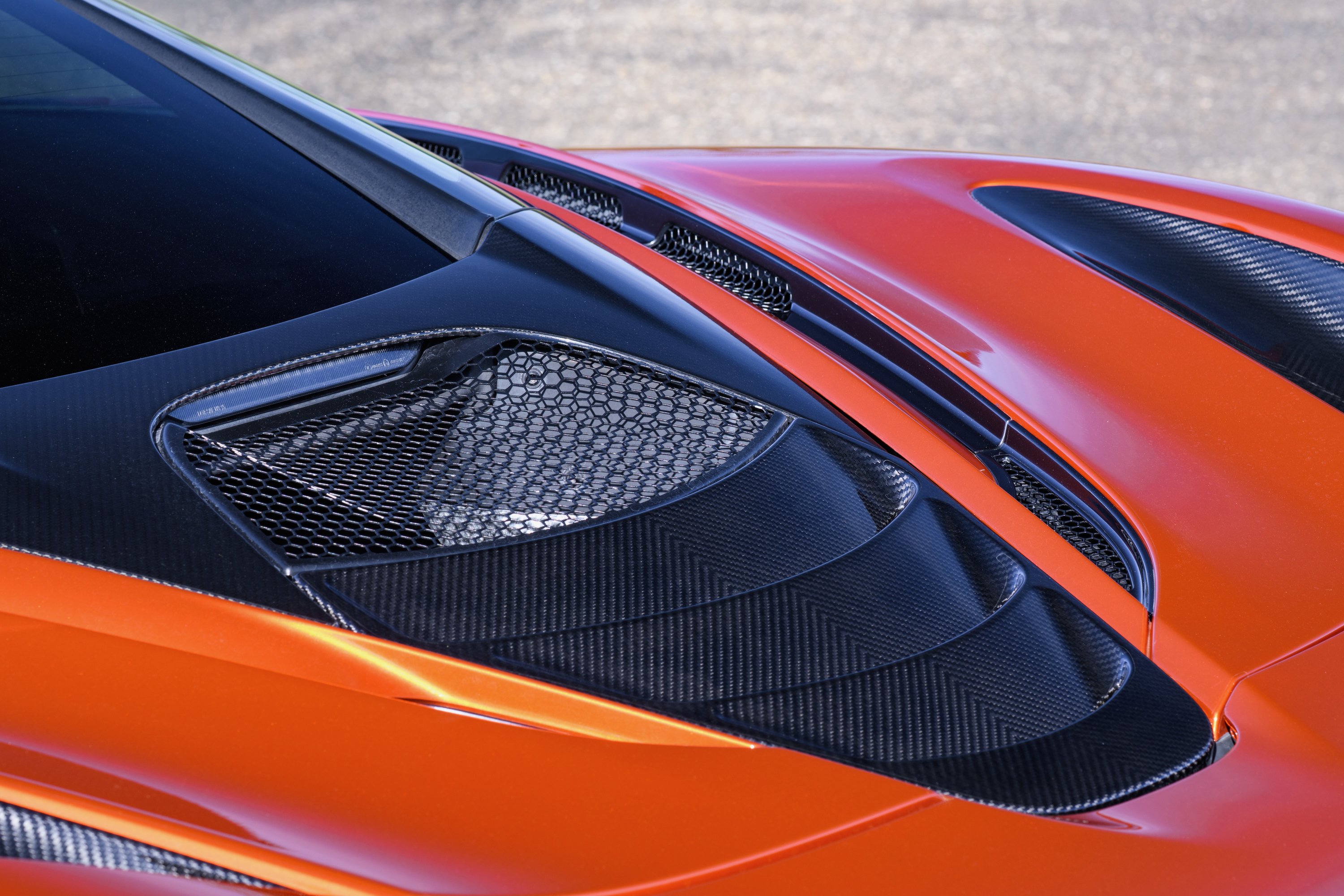 221367-1101490-car-20260310_142742-30.carbon.engine.cover_.high_ (1).jpeg