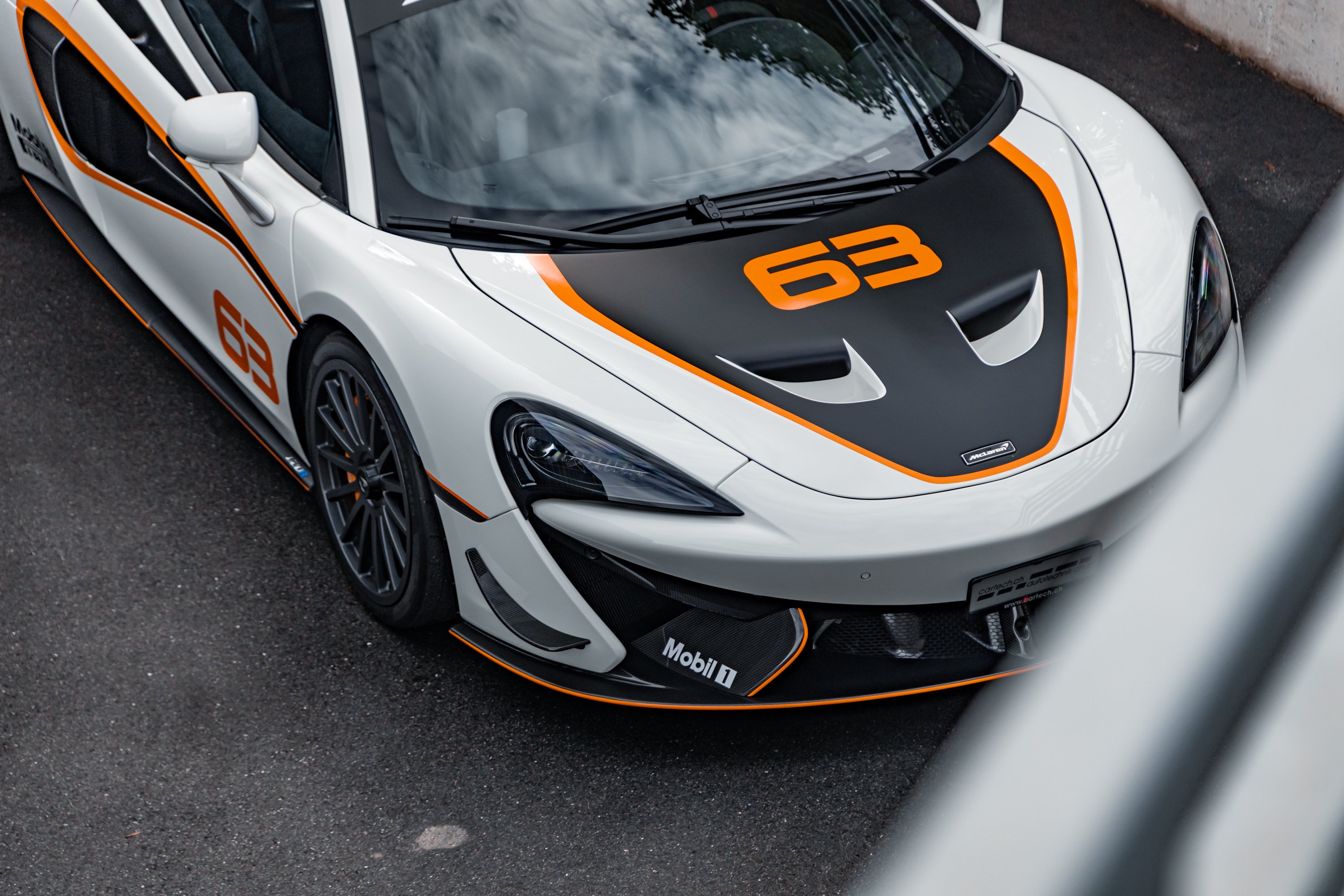 62057-1081098-car-20251007_064024-20250925_mclaren_620r_fb-17.jpg
