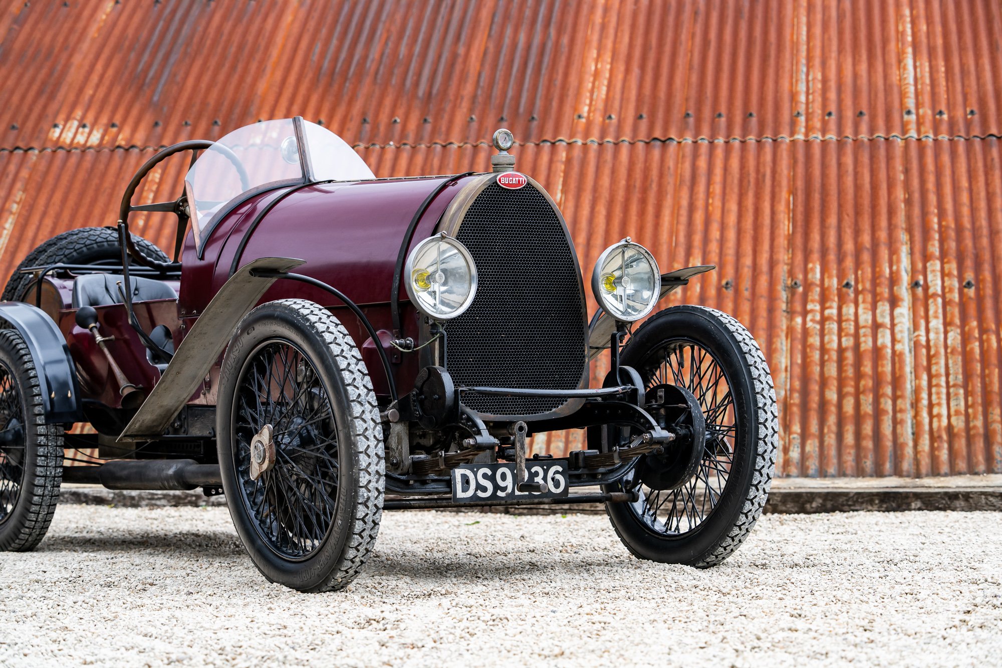 31831-1082423-car-20251016_164329-bugatti-p16.jpg