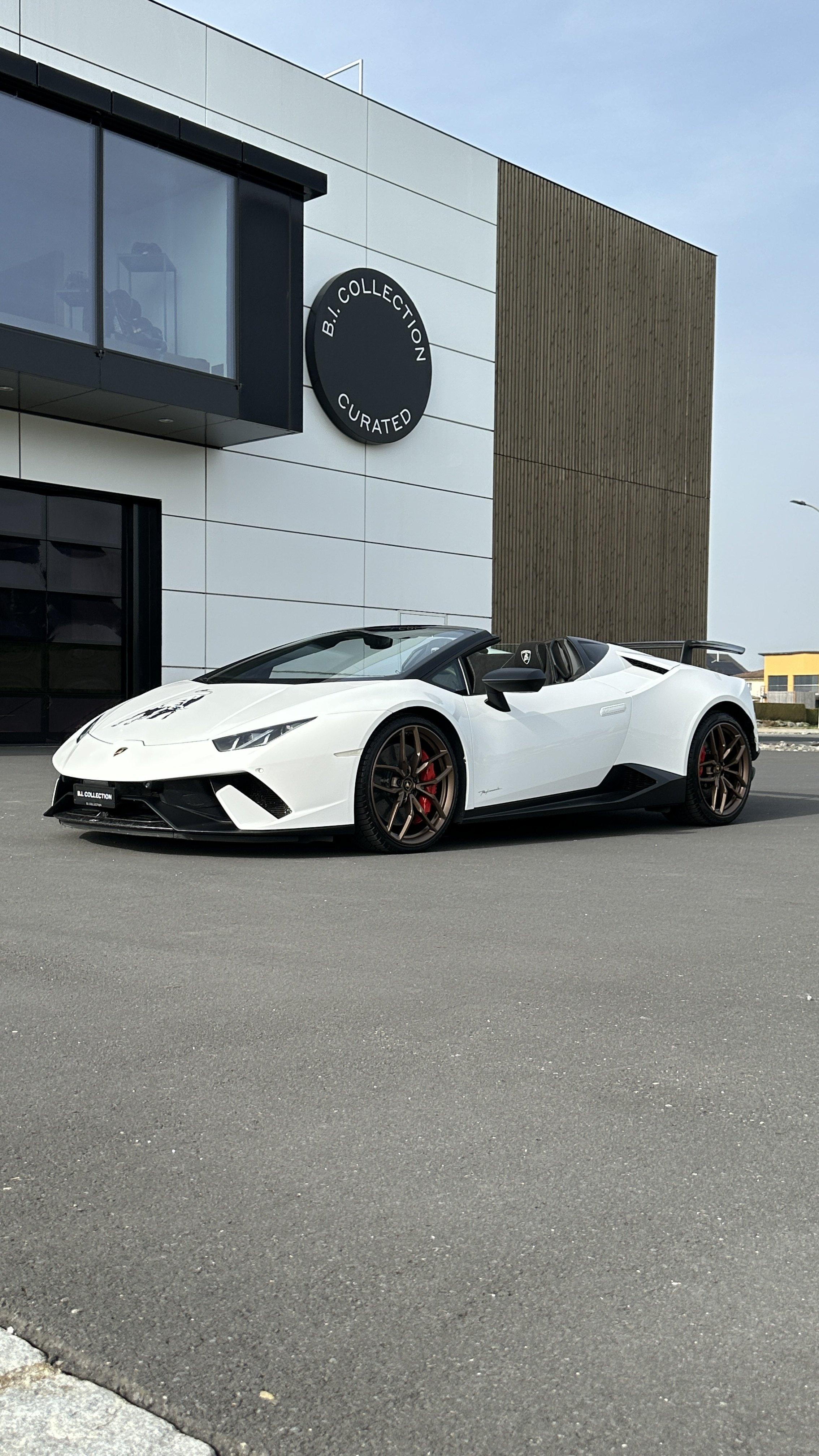 211818-1101327-car-20260310_103719-huracan_performante_1 (1).jpg
