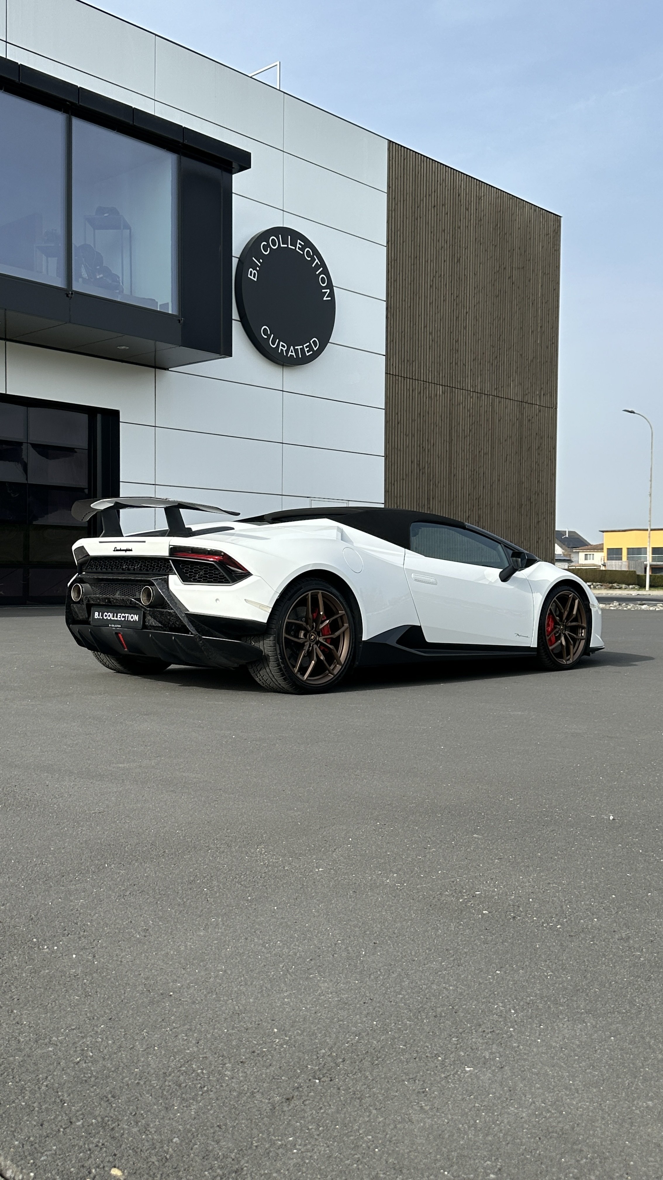 211818-1101327-car-20260310_103728-huracan_performante_15.jpg