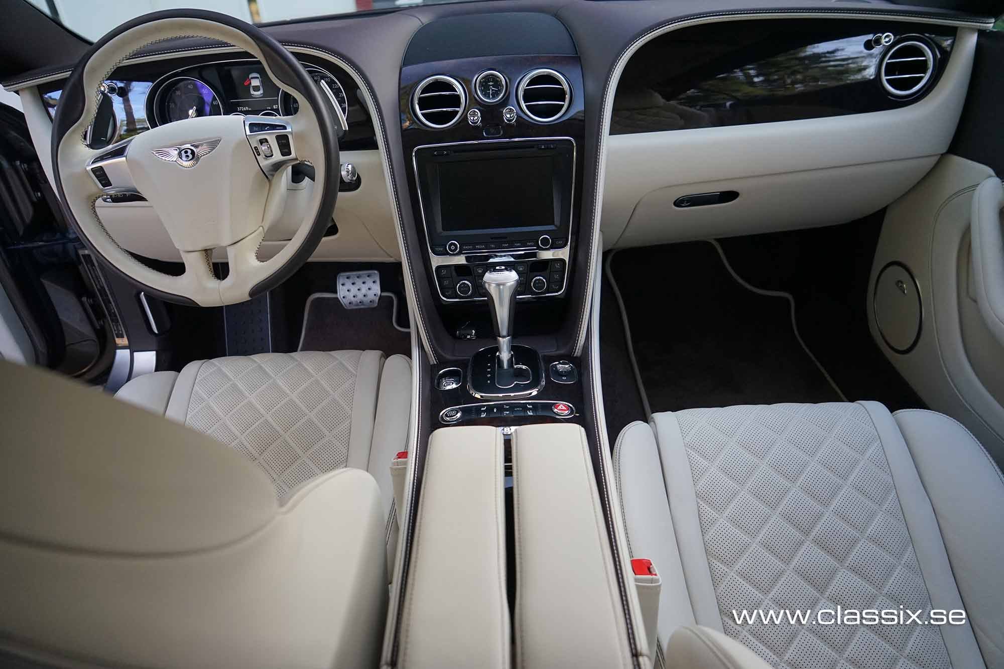 227981-1102956-car-20260320_070953-cabin-bentley-continental.jpg