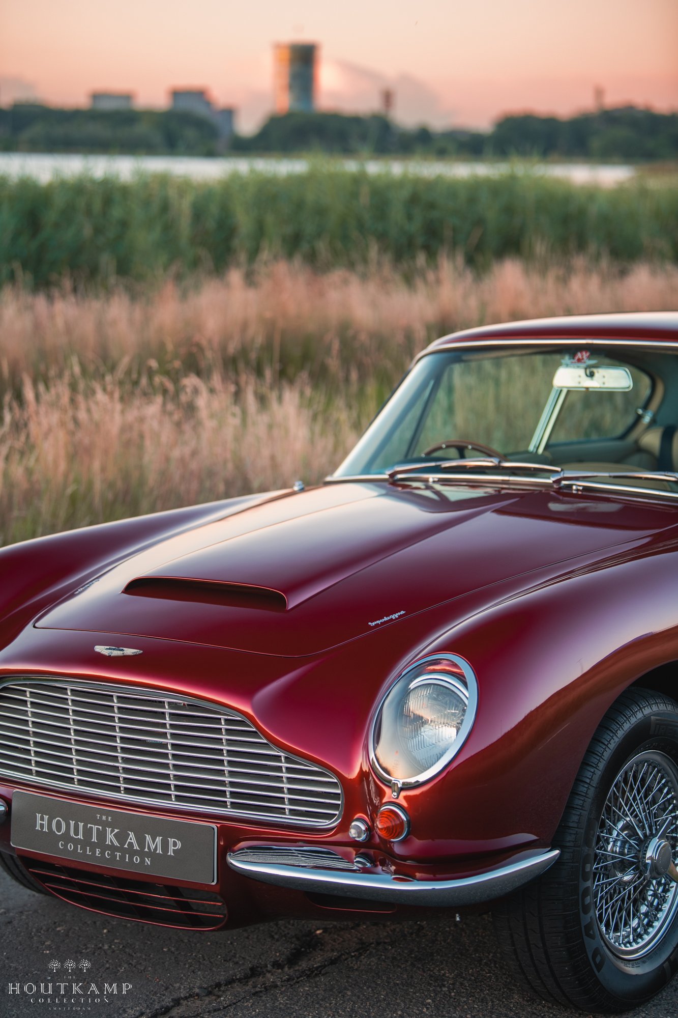 32093-983742-car-20230927_122527-aston_martin_db6-8663.jpg