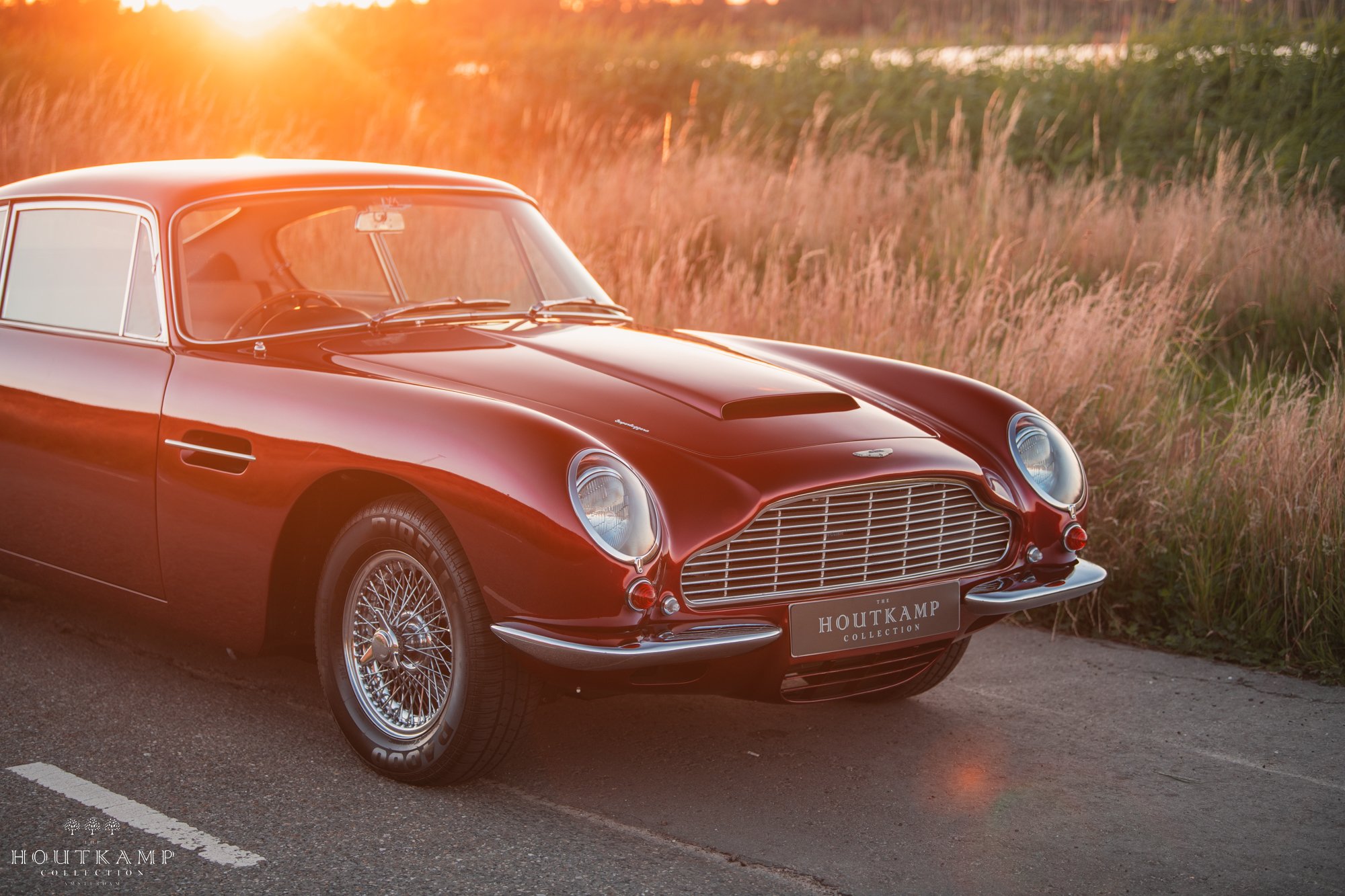 32093-983742-car-20230927_122530-aston_martin_db6-8623.jpg