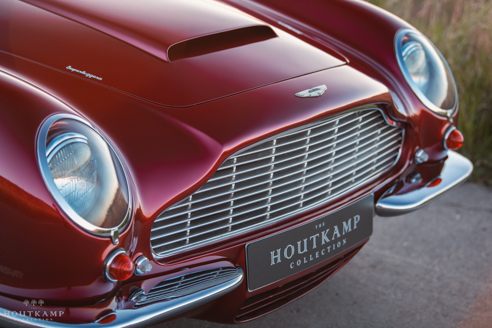 32093-983742-car-20230927_122533-aston_martin_db6-8600.jpg