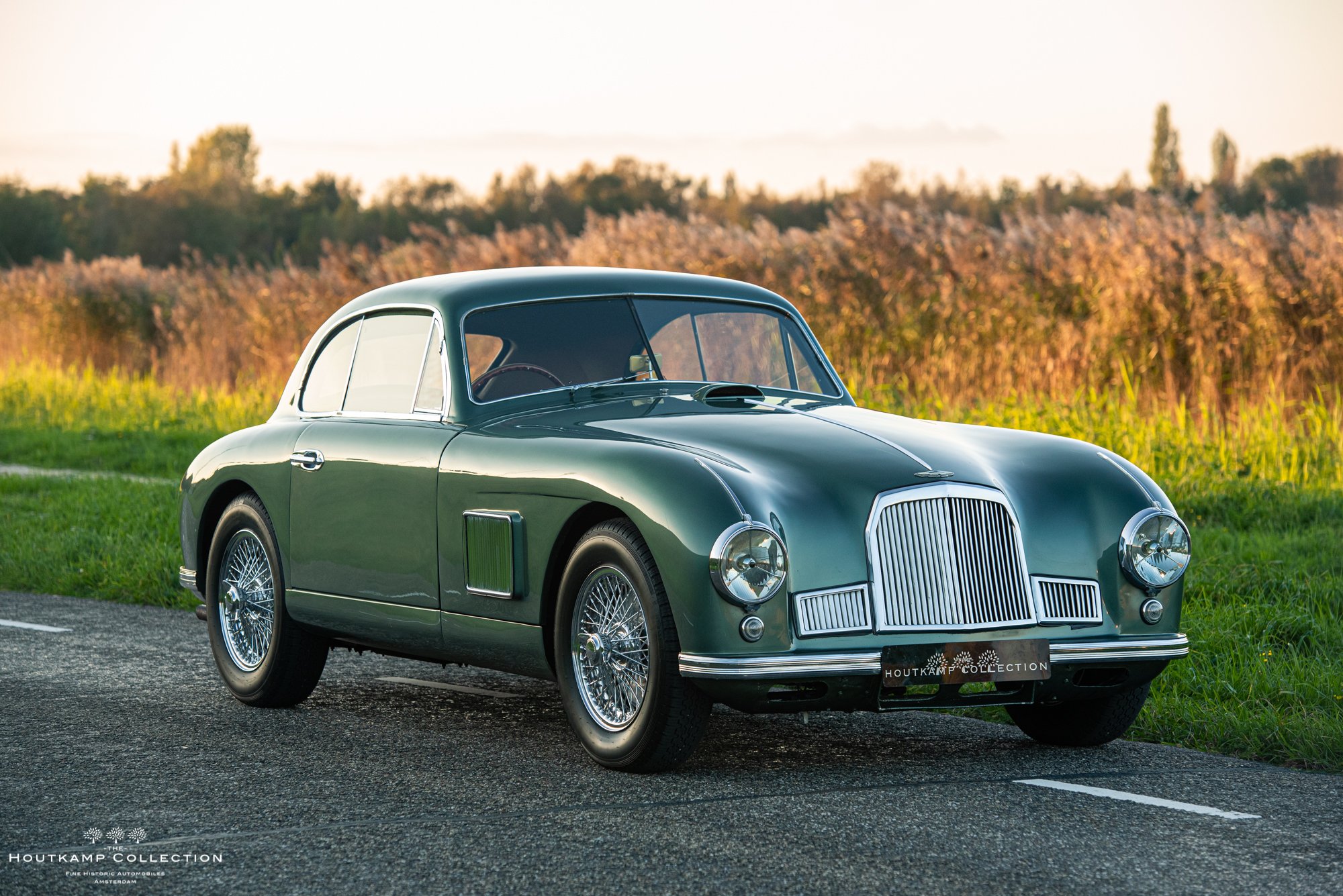 32093-1017856-car-20240701_143541-aston_martin_db2_1st_sanction-5291.jpg