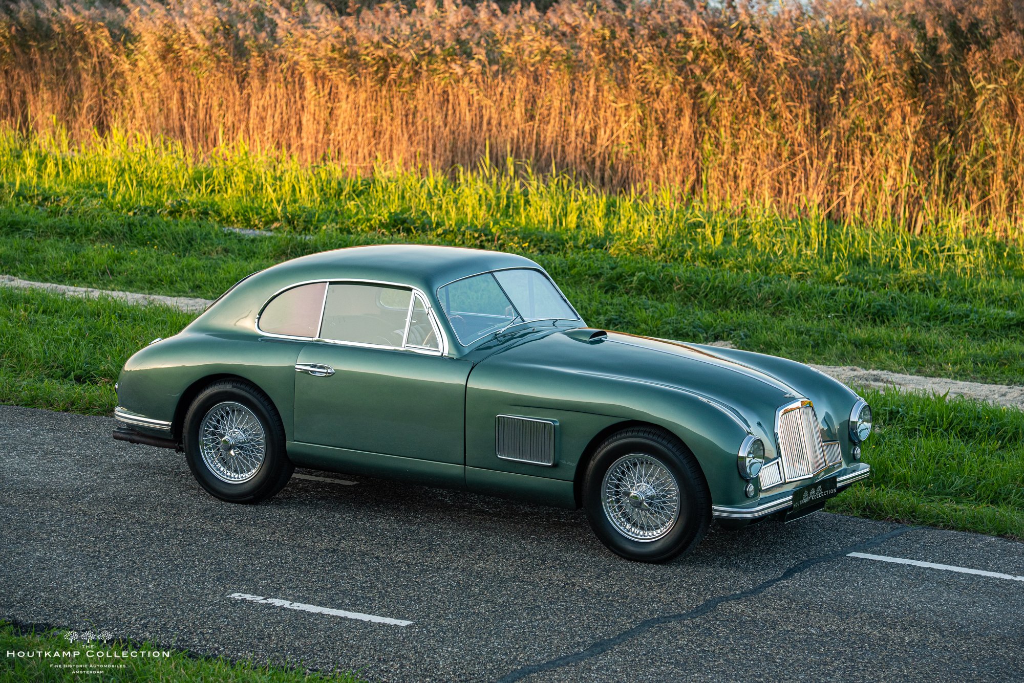 32093-1017856-car-20240701_143543-aston_martin_db2_1st_sanction-5294.jpg