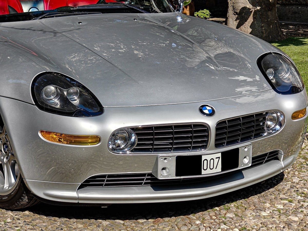 233940-1103795-car-20260326_150105-2000-bmw-z8-69bab145e95bd.jpg
